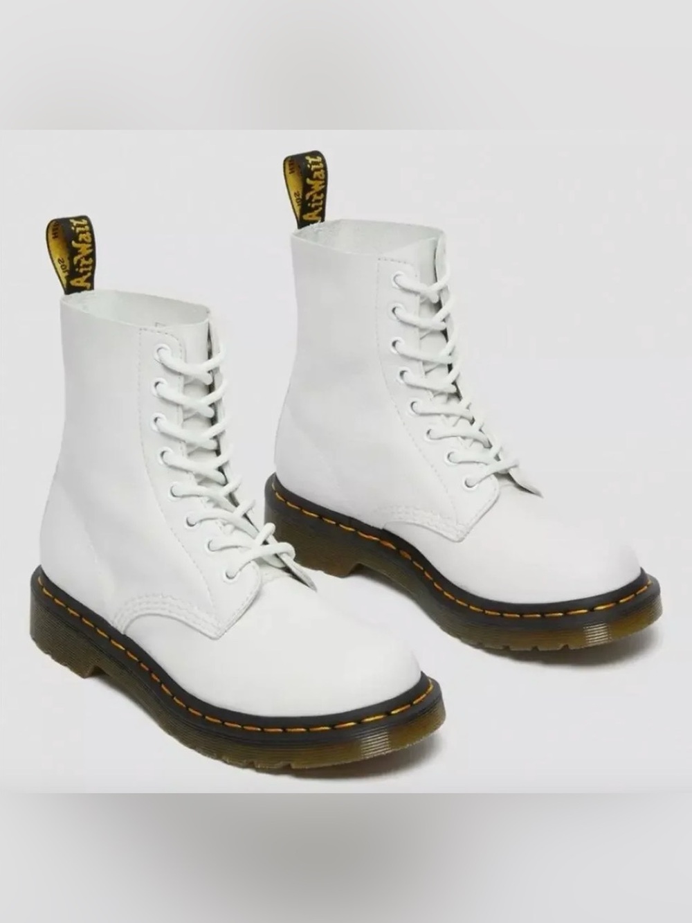 Dr. Martens 1460 Smooth Leather 8-Eye Boots- Rare All White Variant US 8/EU 39